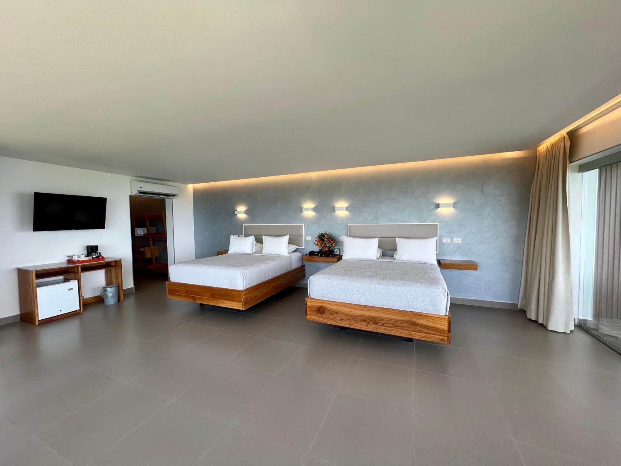 Hotel La Mariposa مانويل أنطونيو المظهر الخارجي الصورة